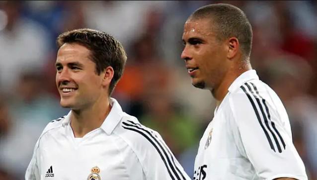 却依然是红 却依然是红